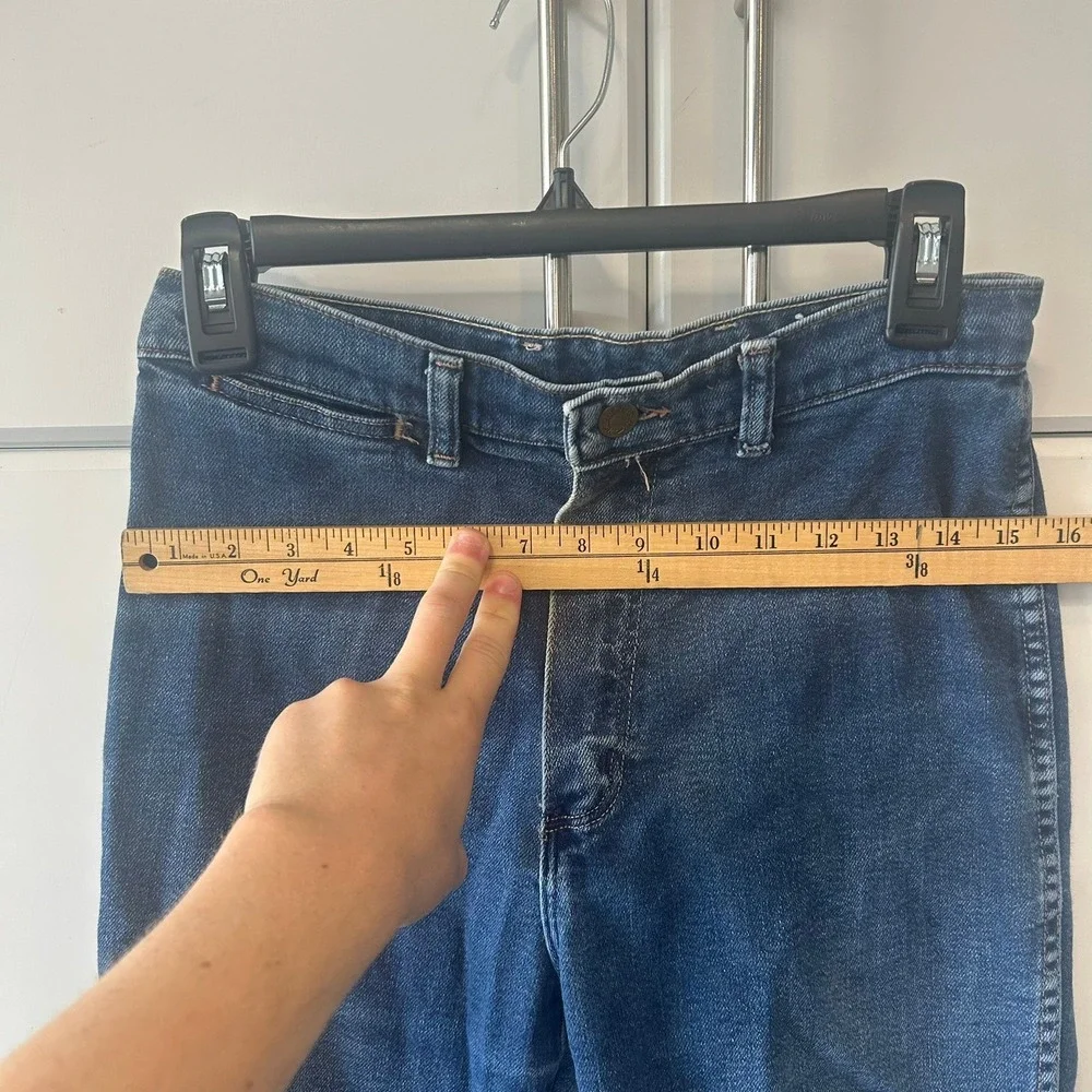 Vintage Wrangler Misses High Waisted Jeans Straight Leg Medium Wash USA Made 12